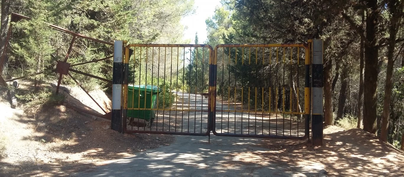 Έκλεισαν οι είσοδοι και στο Τατόι - Ποια άλλα μέρη αποκλείστηκαν λόγω κορωνοϊού;